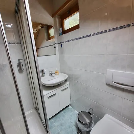 Zauberhaftes Mit Whirlpool, Berg & Seesicht Apartment